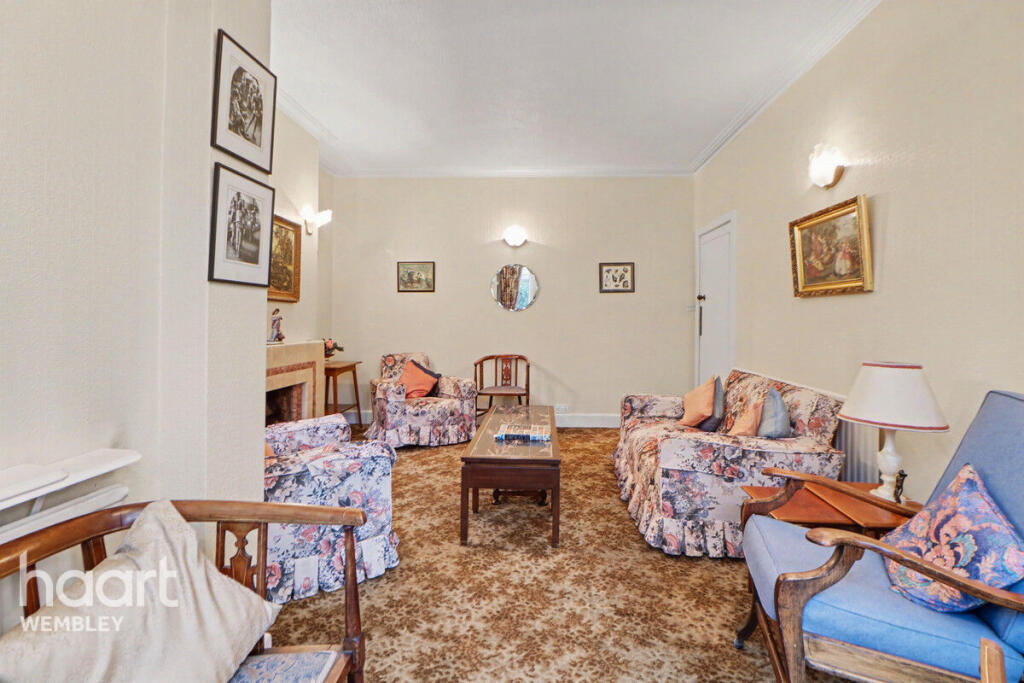 4-bed detached on Wembley, £1,000,000
