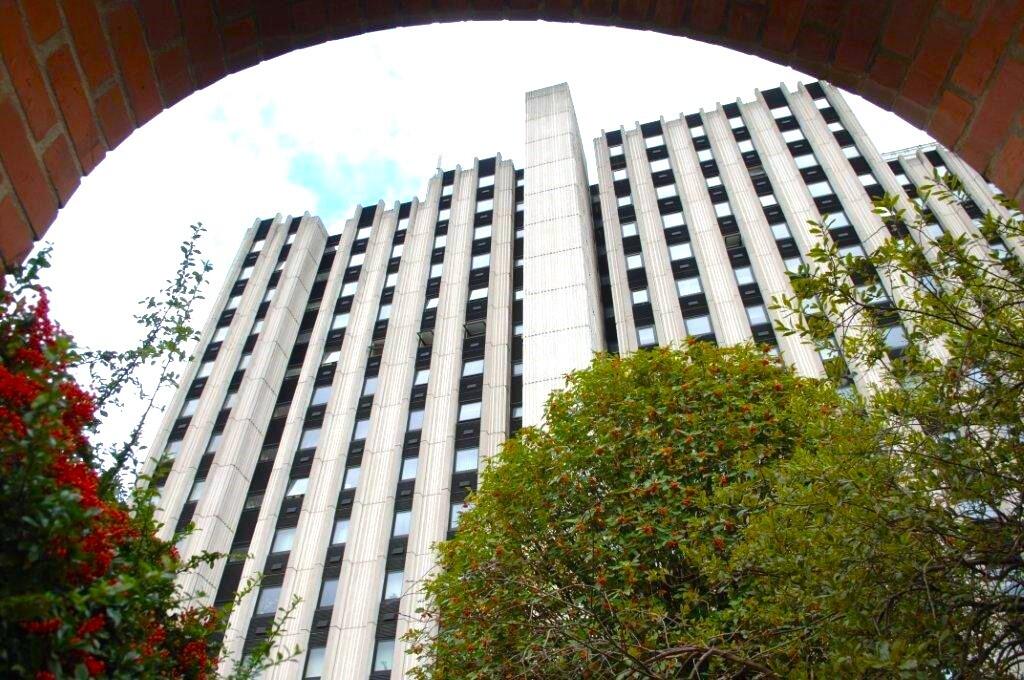 Main image of property: De Montfort House, Oxford Street, Leicester, Leicestershire, LE1 5XS - One bed apartments and Studios