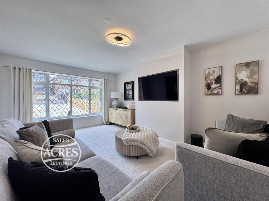 House in Sutton Coldfield, Milking Gate - View 4