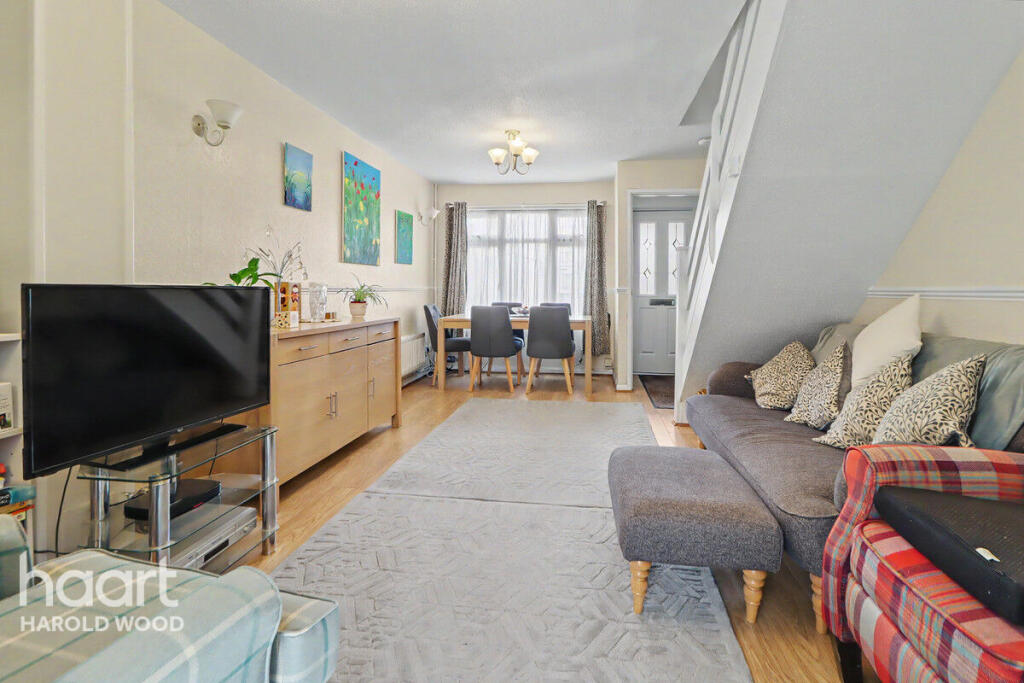 2-bed terraced on Copperfields Way, Harold Wood, £400,000