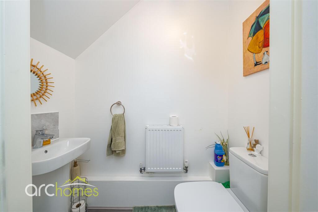 House in Wigan, Westleigh - View 5
