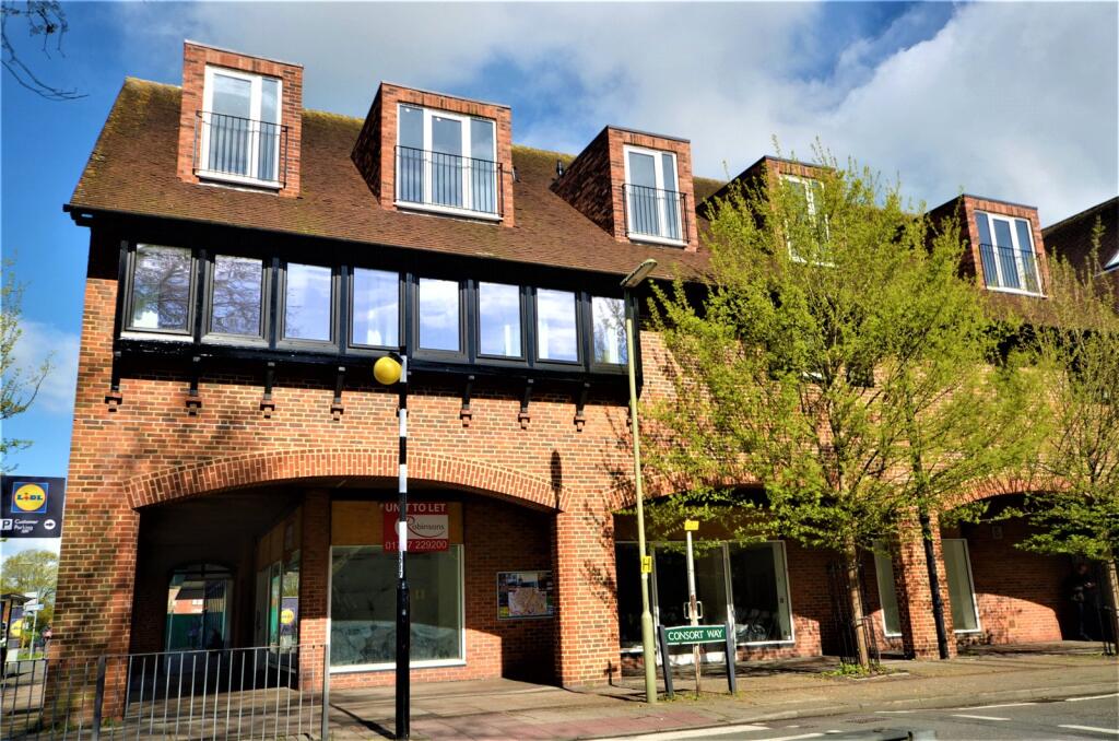 Main image of property: 100 Victoria Road, Horley, Surrey, RH6