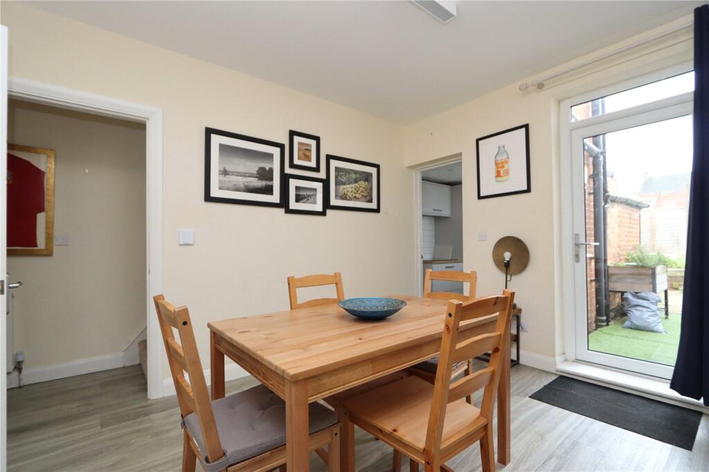 Buckingham Street, Wolverton, MK12 photo 4
