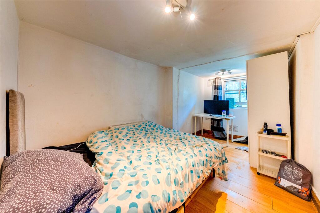 Apartment in London - View 2