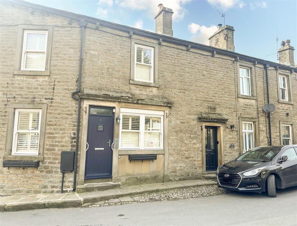 Main image of property: Chapel Street, Grassington