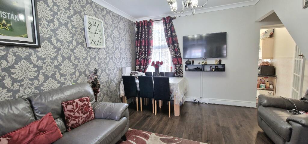 House in Watford, Holywell Estate - View 5