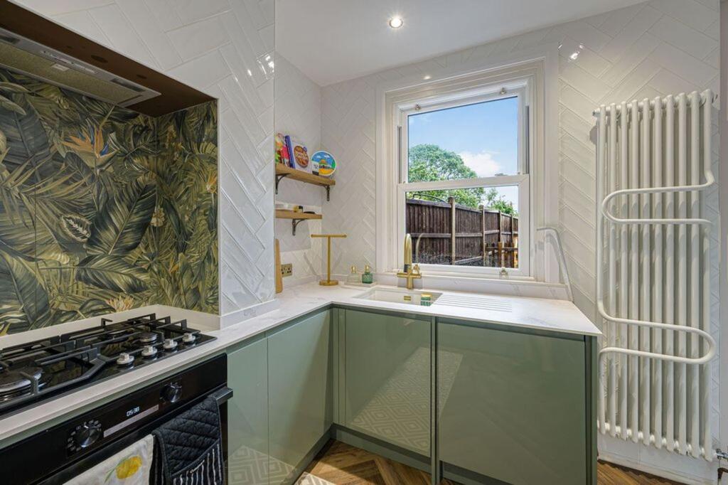House in Peterborough - View 5