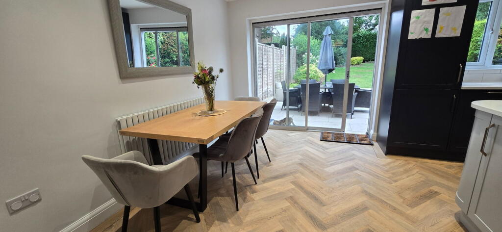 House in Tonbridge and Malling, Kent - More