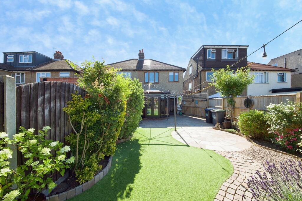 House in Enfield, Carterhatch, Southbury - View 5