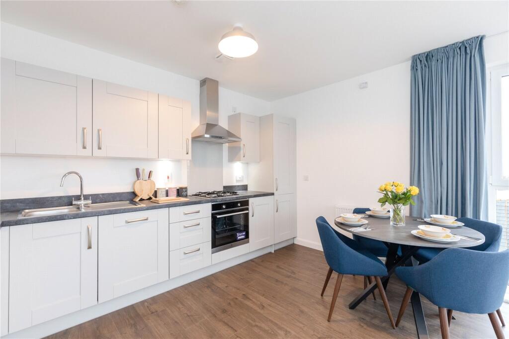Apartment in Edinburgh - View 3