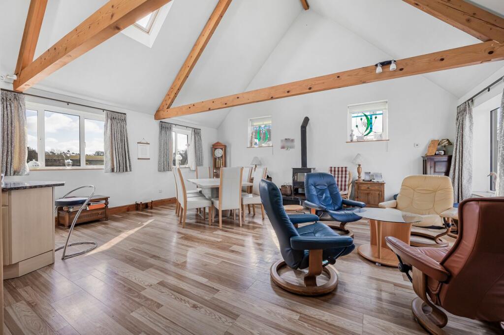 Chapel Lane, Minchinhampton, GL6 photo 3