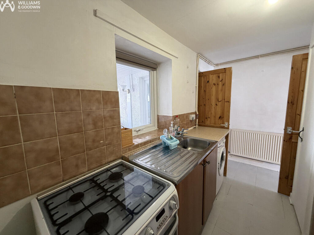 Water Street, Bangor, Gwynedd, LL57 - View 5