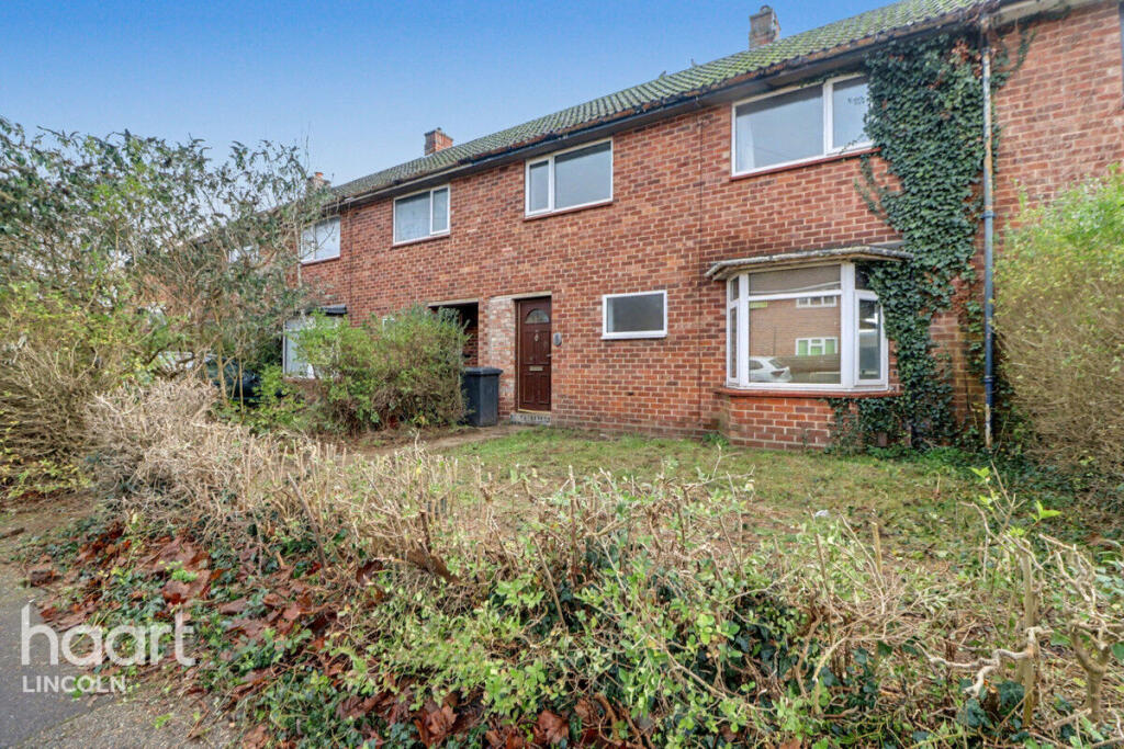 2-bed terraced on 38, Walford Drive, Lincoln, £110,000