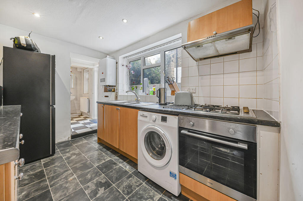 Apartment in London - View 4