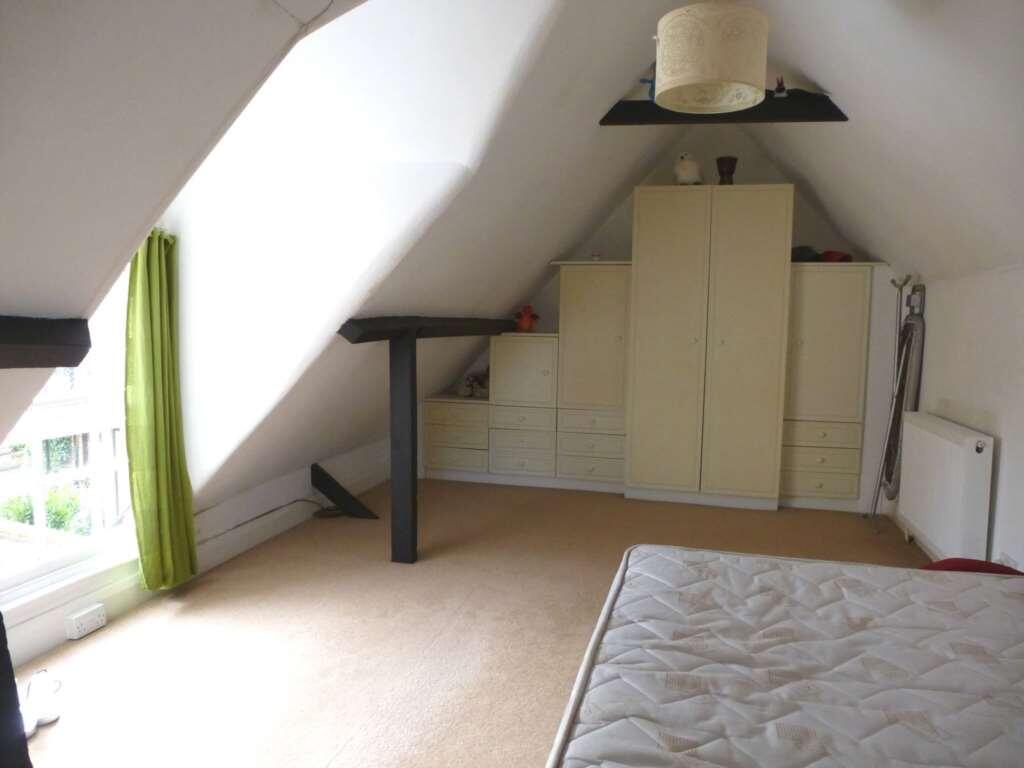 House in Reading, Caversham Heights - More