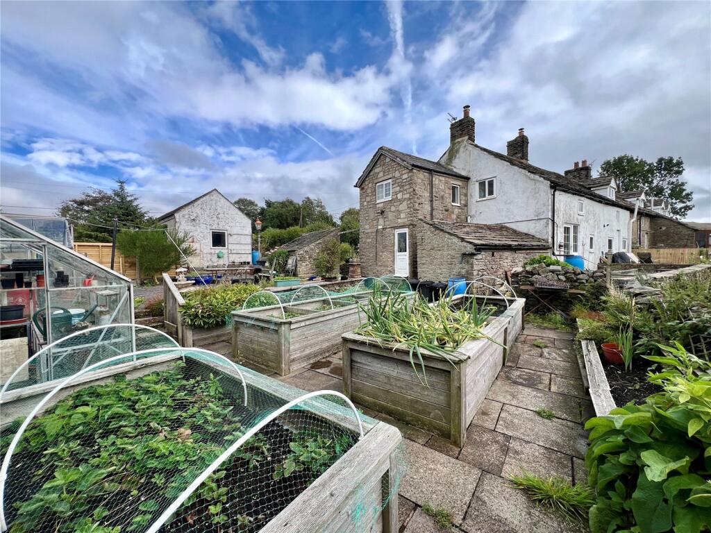 House in Stockport, Disley - View 4