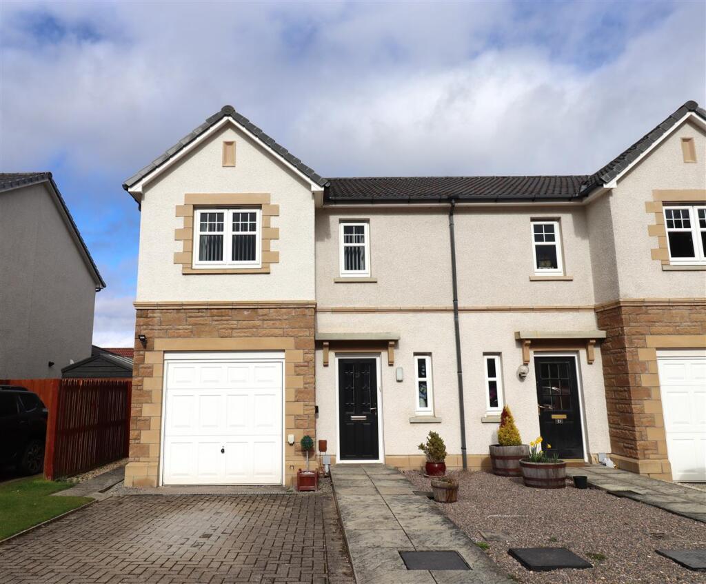 Main image of property: 19 Admirals Walk, Westhill, Inverness