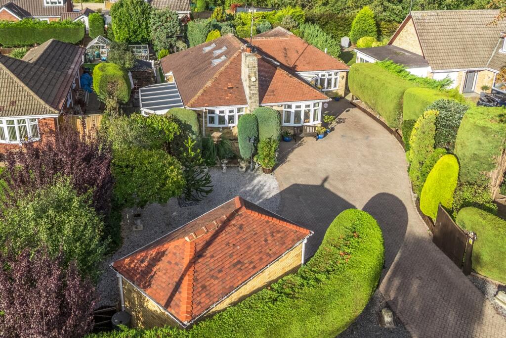 5-bed detached on Willingham Road, Lea, Gainsborough, Lincolnshire, DN21, £395,000