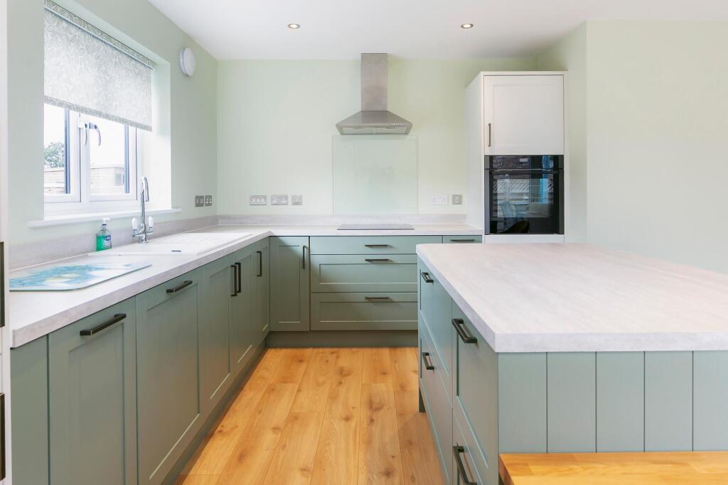 House in York, Barmby Moor - More