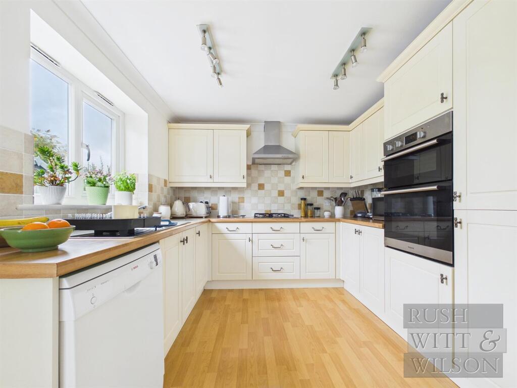 House in Rother, Cackle Street, Brede - More