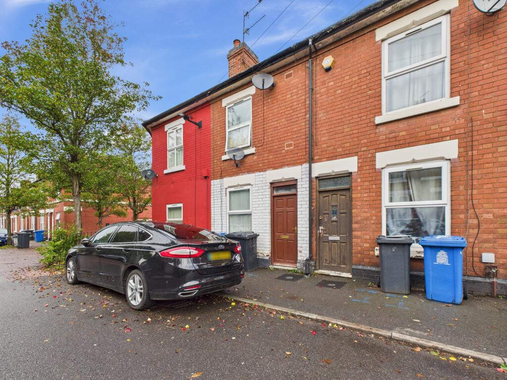 2-bed terraced on Randolph Road, Normanton, £120,000