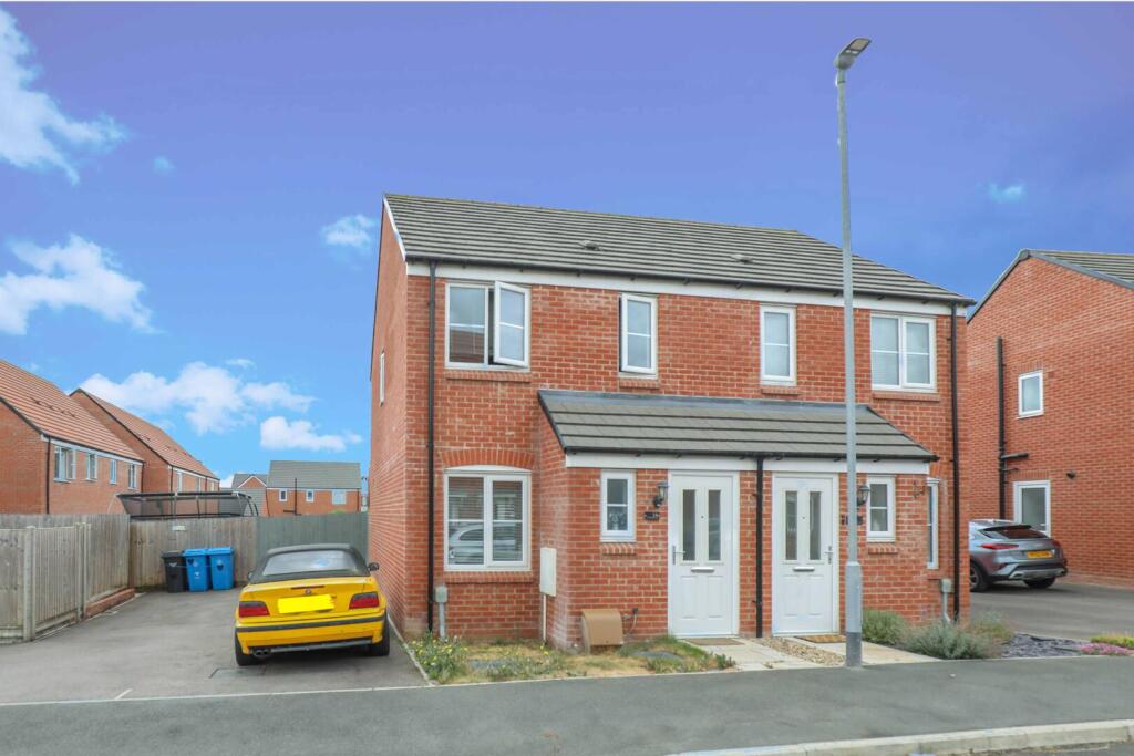 Main image of property: Manningham Lane, Kettering