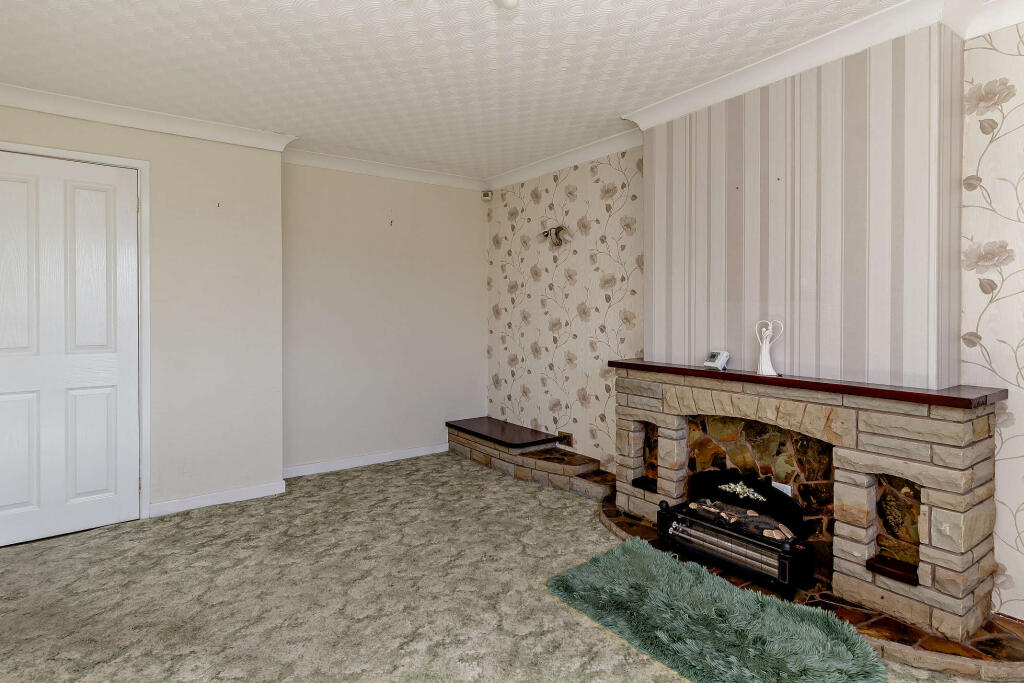 Colwyn Drive, Hindley Green, Wigan photo 2
