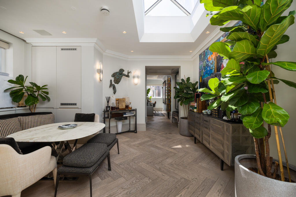 Apartment in London - View 4