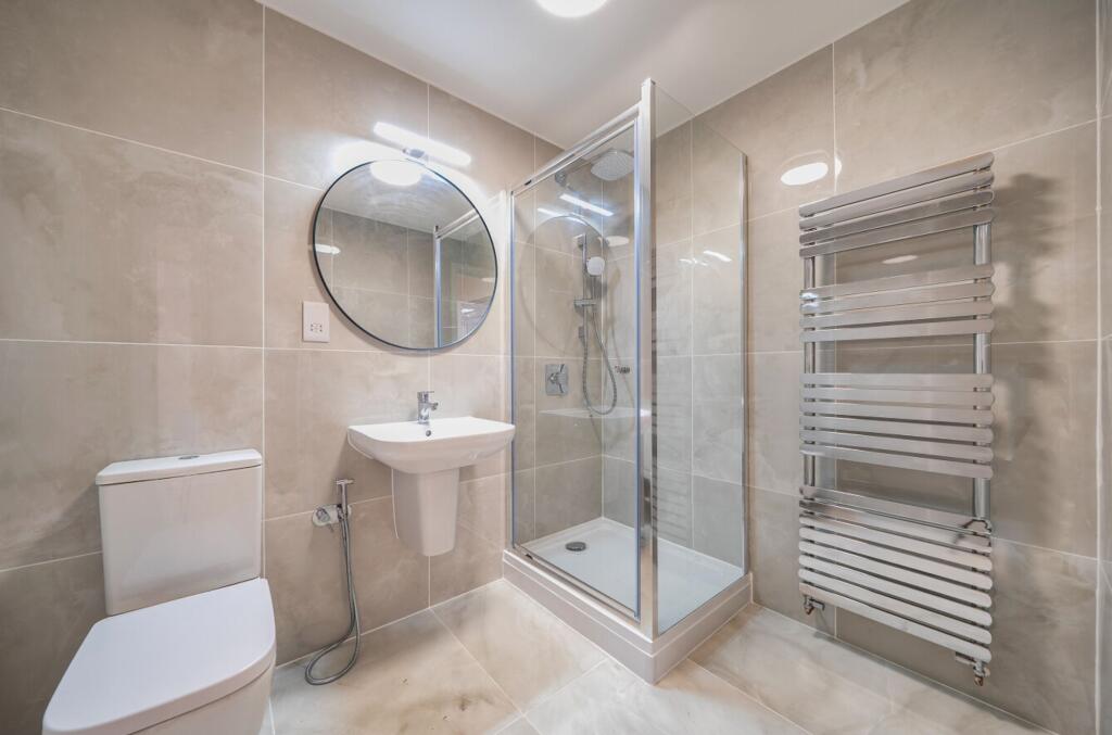 Apartment in London, Plaistow - View 5