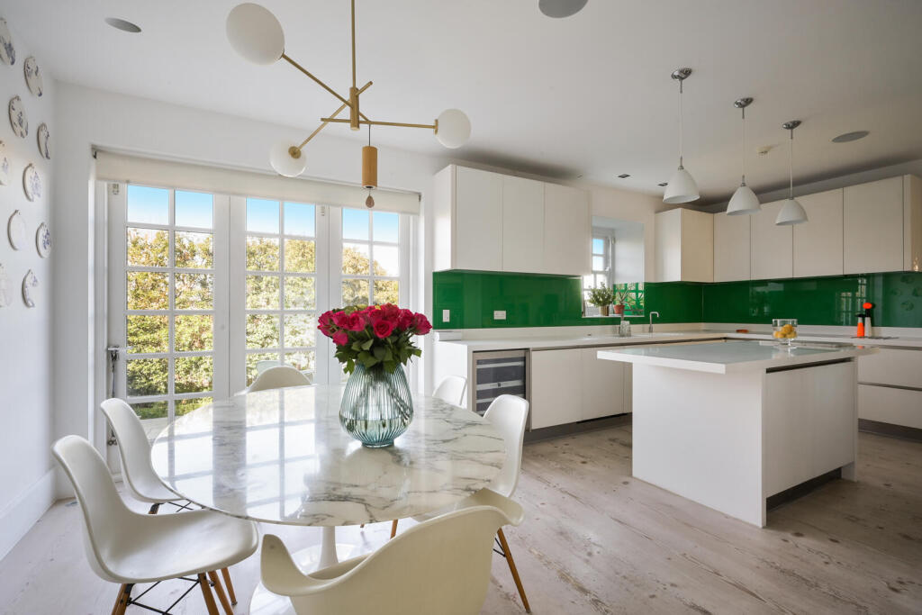 Main image of property: Church Mount, Hampstead Garden Suburb, London, N2