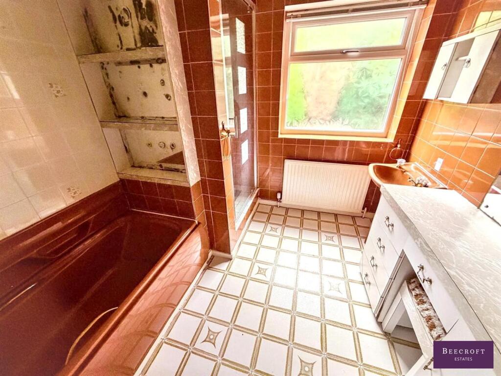 House in Barnsley, South Yorkshire - More