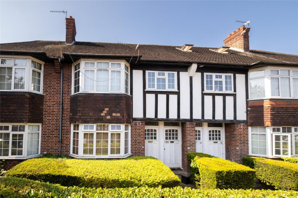 Main image of property: Gracefield Gardens, London, SW16