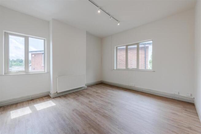 Asper - Offices 7 and 8 - Wombourne 7551.jpg