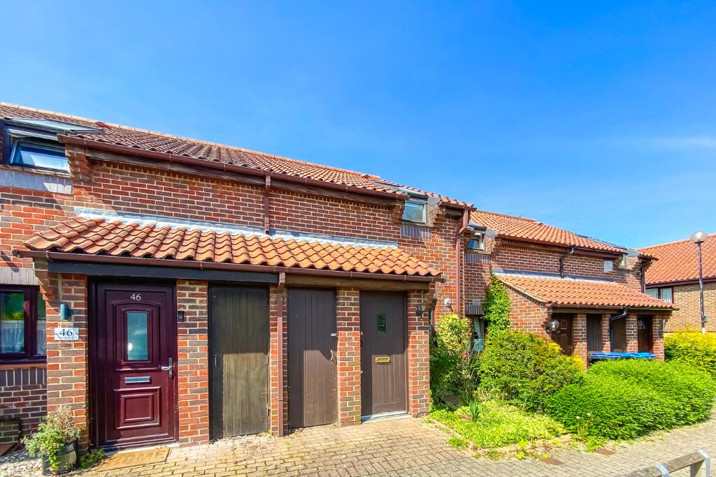 Main image of property: Copshall Close, Harlow, Essex, CM18