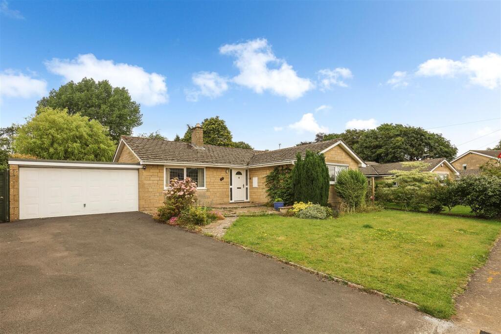 Main image of property: Cambridge Way, Minchinhampton, Stroud