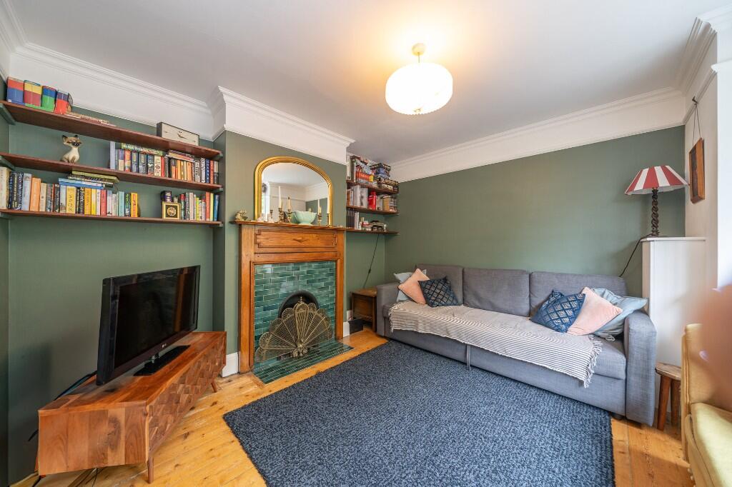 House in Dacorum, Hertfordshire - View 2