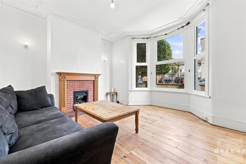 House in London - View 4