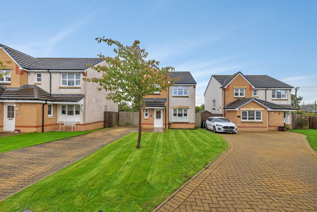 House in Motherwell, South Lanarkshire - More