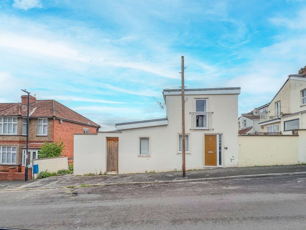 Main image of property: Runswick Road, Brislington, Bristol, BS4 3HX