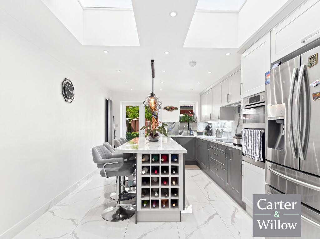 House in Romford - View 3