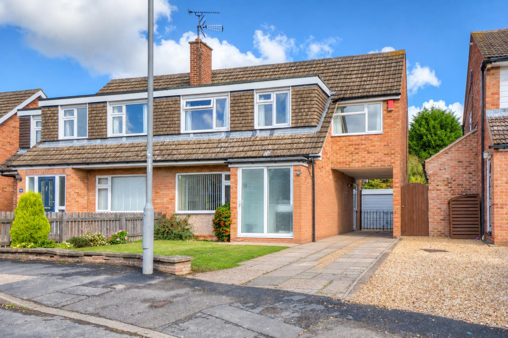 Main image of property: Mount Pleasant, Keyworth, Nottingham