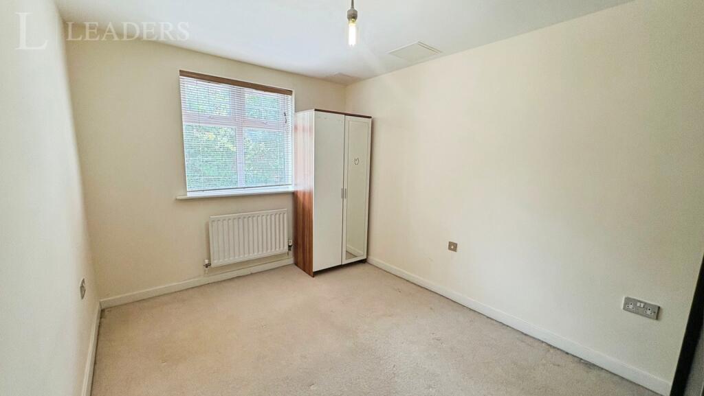 Apartment in Derby - View 5