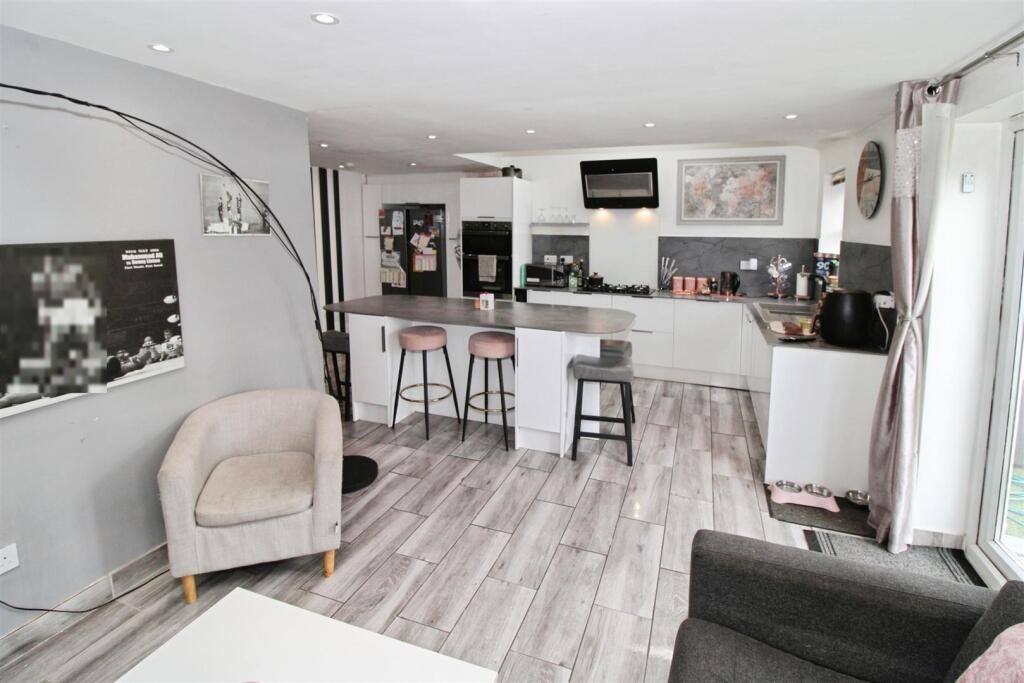 House in Rugby, Long Lawford - View 4