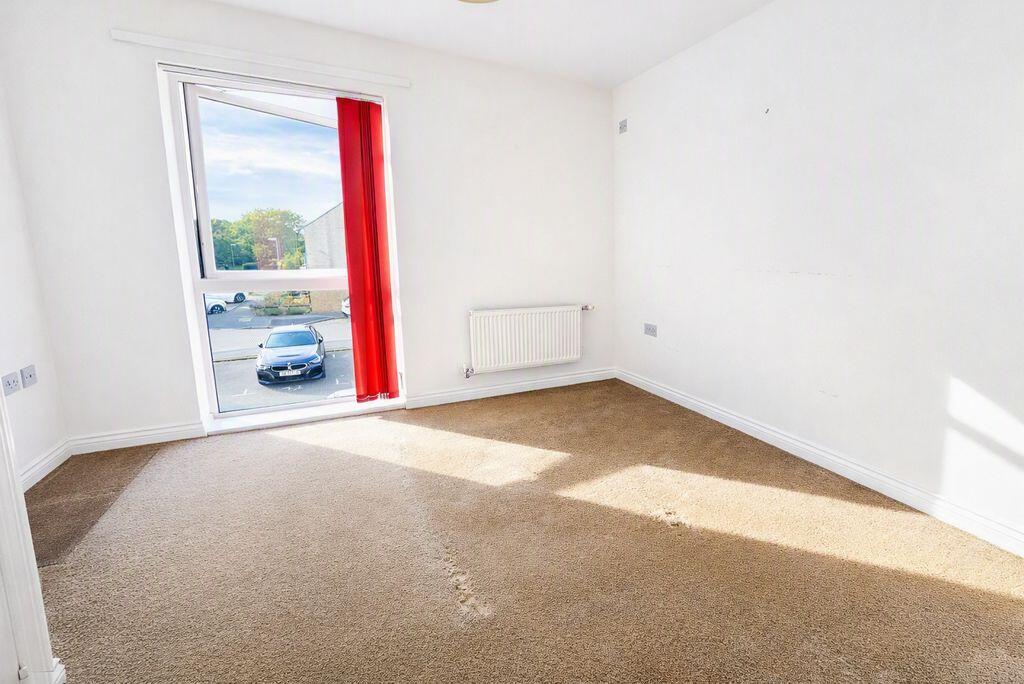 Apartment in Portsmouth - More