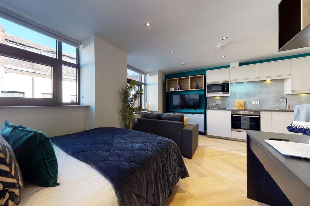 Main image of property: Apt 3, 7 South Parade #432556