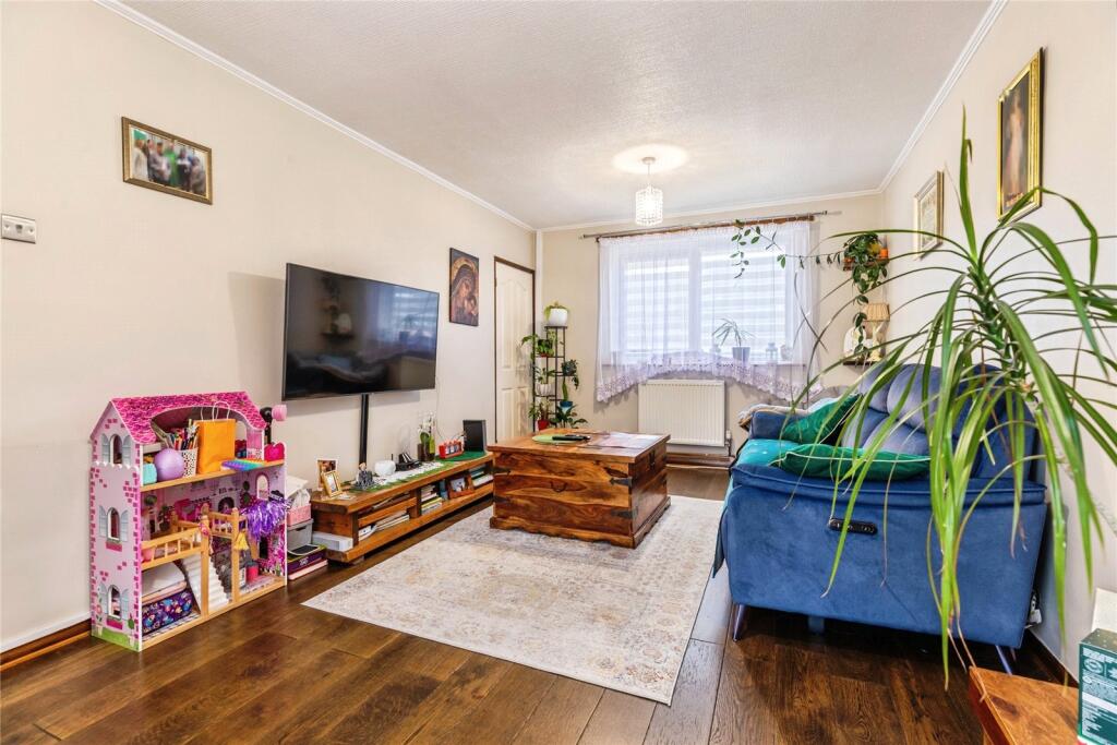 Trevor Close, Blackburn, Lancashire, BB1 - View 2