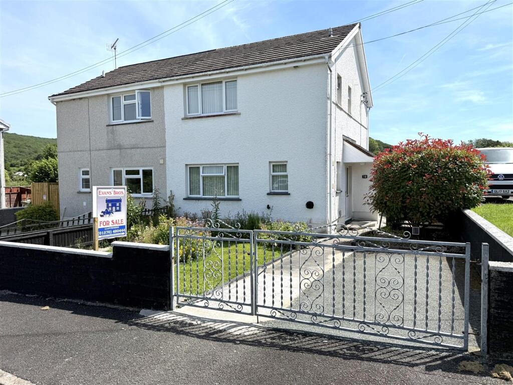 Main image of property: Bro Rhydybont, Llanybydder
