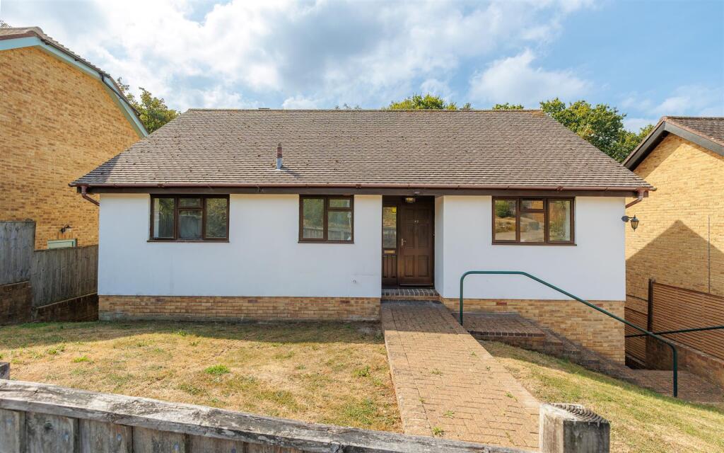 House in Portsmouth - More
