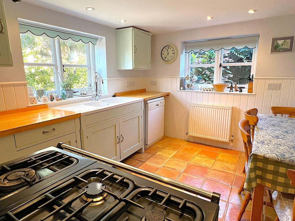 House in Tonbridge - View 4
