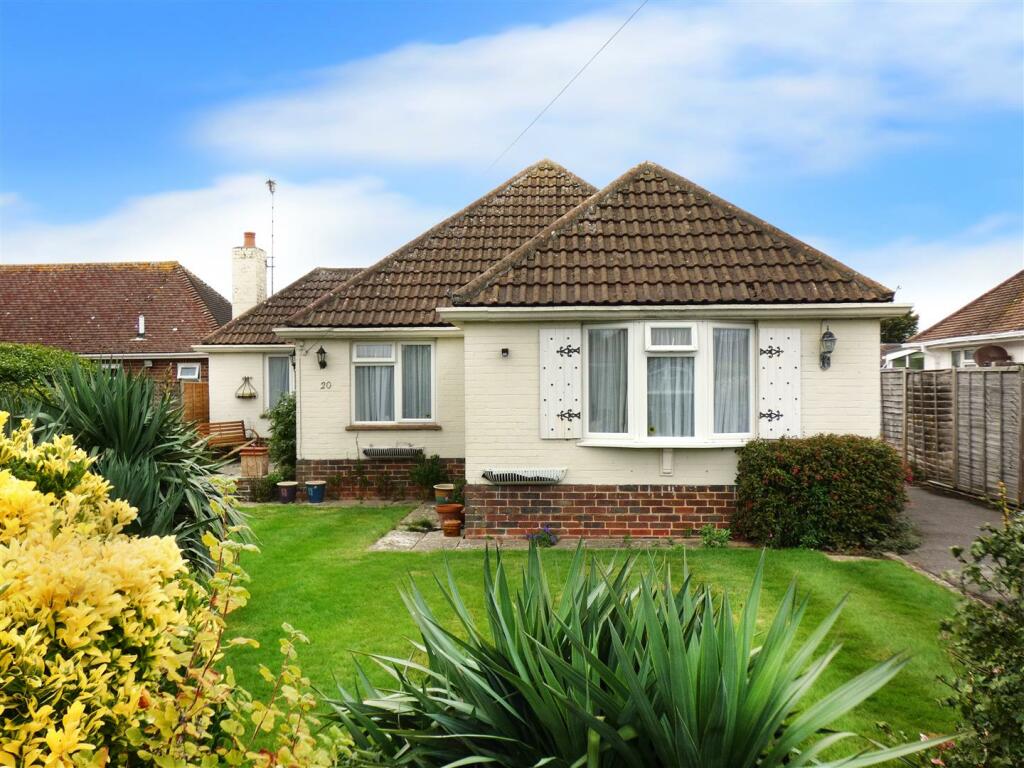 3-bed detached on Cheam Road, Rustington, £550,000